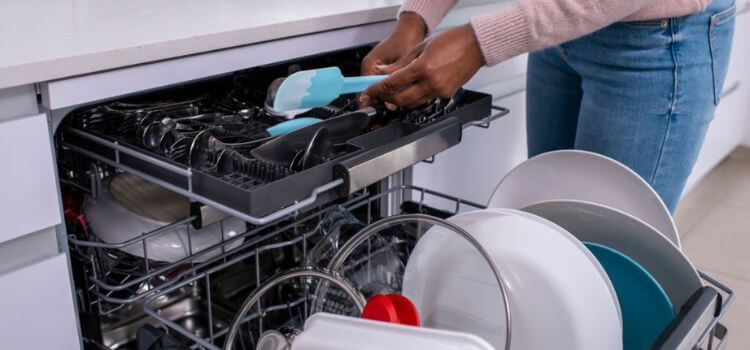 Maintaining Dishwasher to Less Noisy